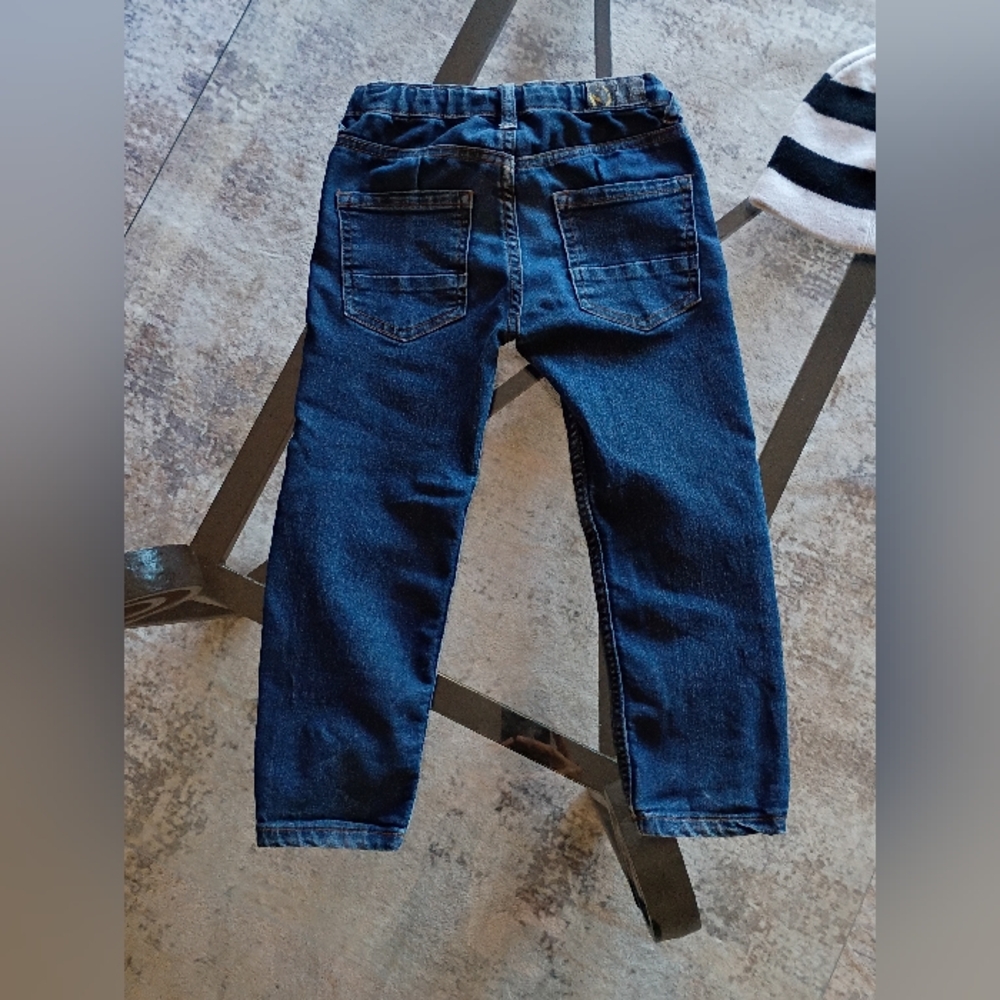 Size 4/5 Kids Clothing Bundle size 11 Shoes - Picture 5 of 17